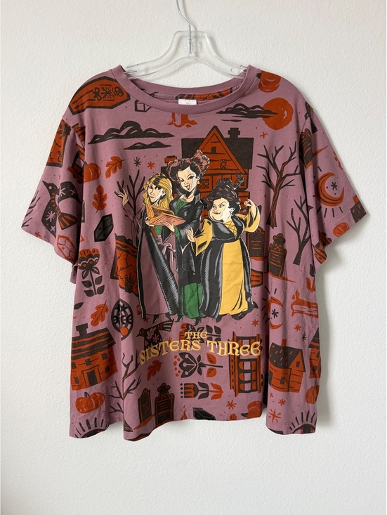 Disney Tops - Disney Short Sleeve Crew Neck "The sisters three" Graphic T-Shirt Size 2X